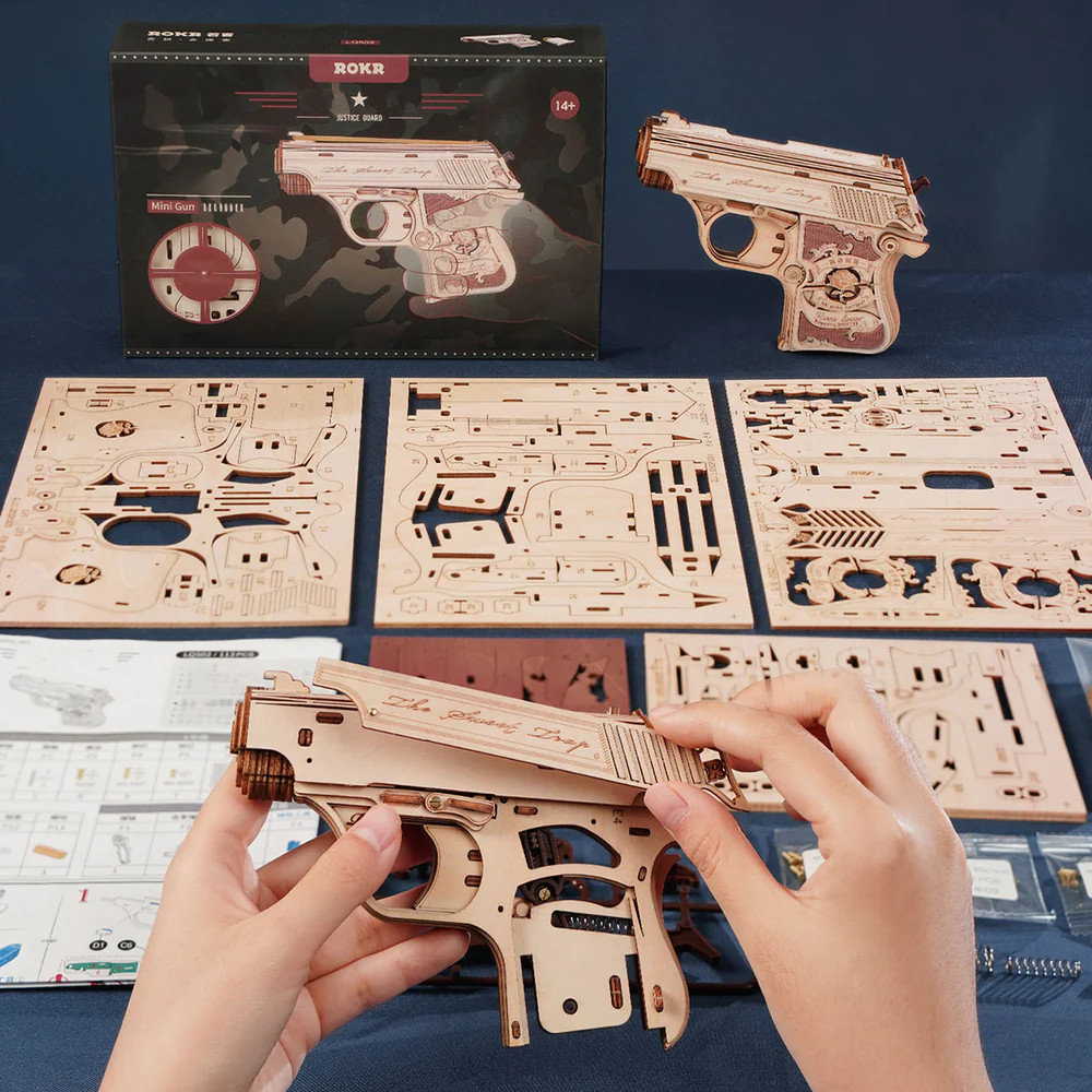 ROELQ502 ROBOTIME ROKR Mini Toy Gun (Shoots Rubber Bands) Wooden