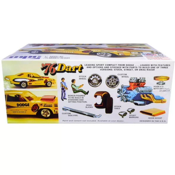 MPC925 MPC 1/25 1976 Dodge Dart Sport with Two Figurines 3 in 1 Scale Model Kit