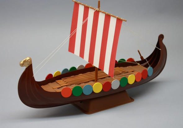 DUM1011 DUMAS Viking Ship Kit