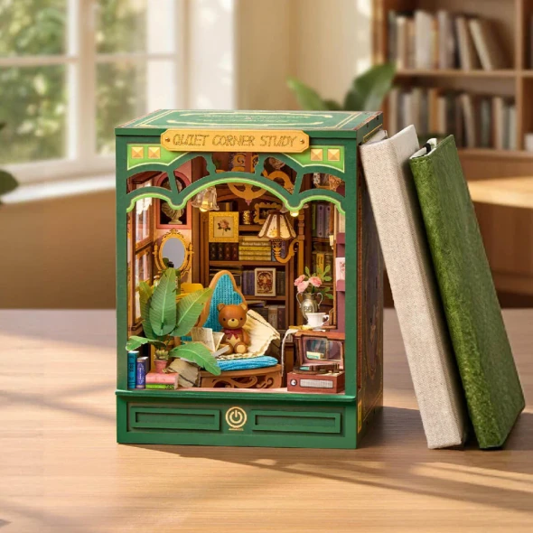 ROETGE03 ROBOTIME Rolife Quiet Corner Study DIY Book Nook