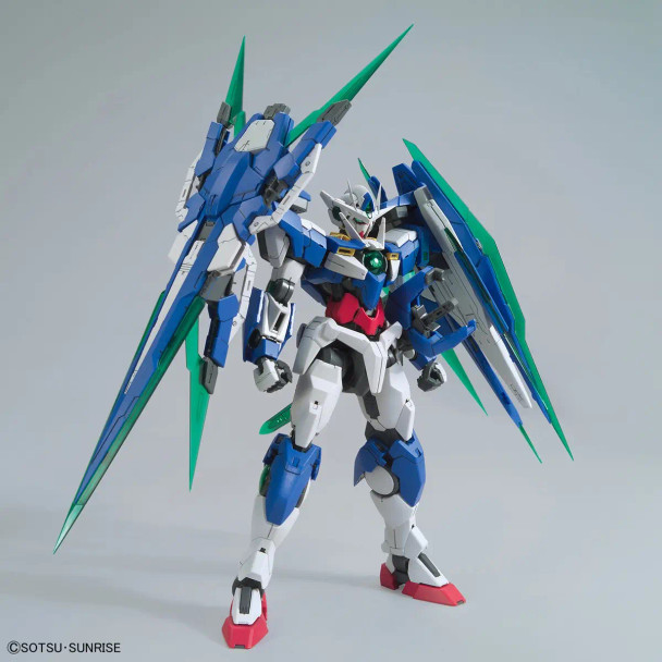 BAN2428532 BANDAI 1/100 MG 00 Qan[T] Full Saber "Mobile Suit Gundam Senki"