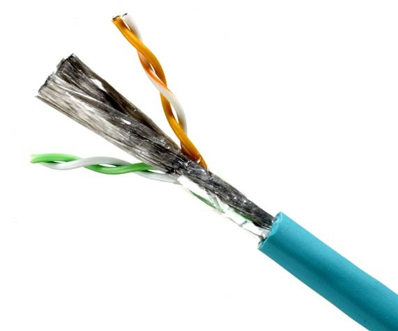 QUABBIN 5773 2PR 24T PE PT TE RED CMXOUTDOOR CM C(UL) HFLEX IE CAT 5e CABLE SOLD PER 1000 FT
