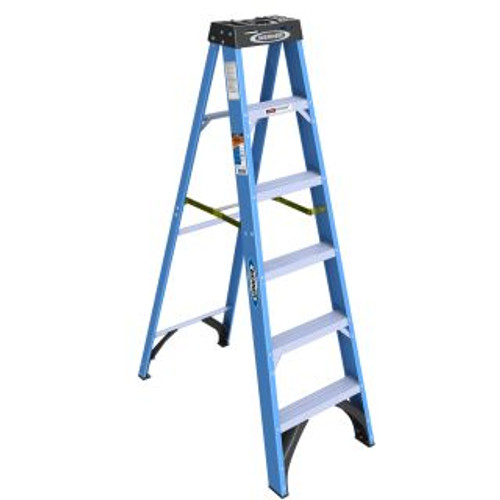 WERNER FS106CA  -  6 FOOT FIBERGLASS STEPLADDER- CANADA GRADE 1 NEW