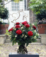 luxury red rose bouquet for Christmas