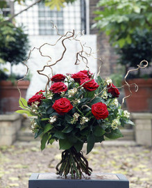 Arrangements wreaths Flower Station - Christmas Flowers and Gifts, Wreath and Table Arrangements