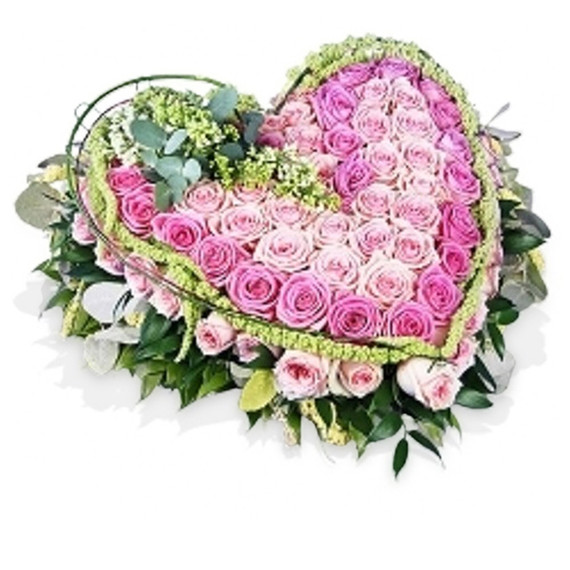 Luxury Heart of Pink Roses