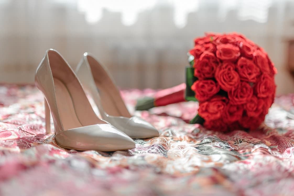 red-bridal-bouquet.jpg