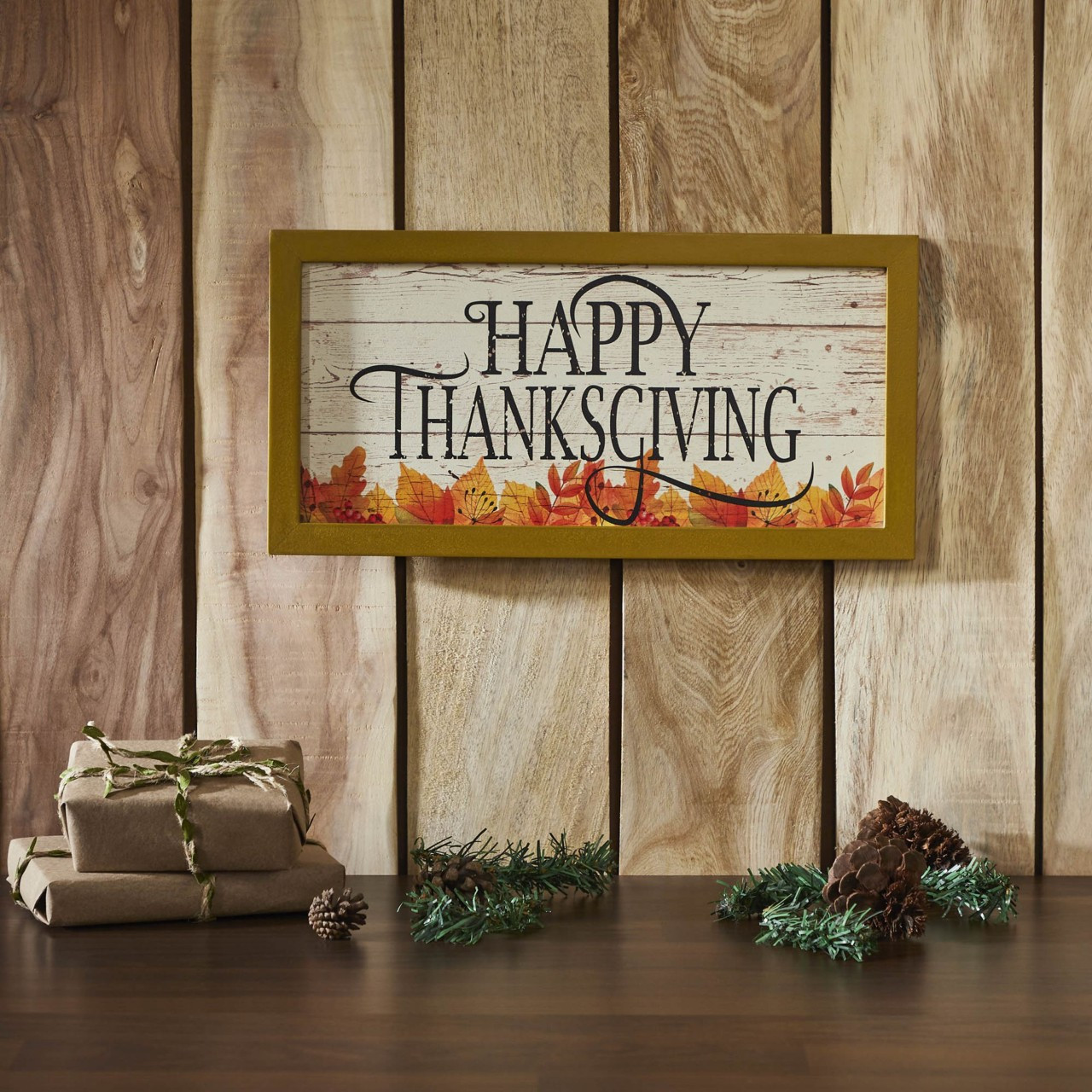 Happy Thanksgiving sign on the wall