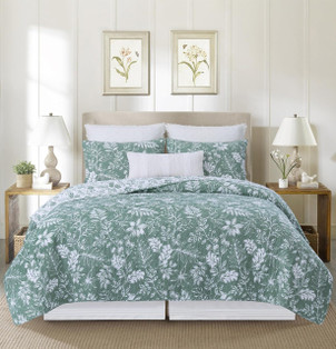 Everview Sage Quilt Set - With Shams -