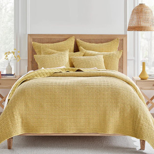 Mills Waffle Ochre Quilt Set - With Shams -