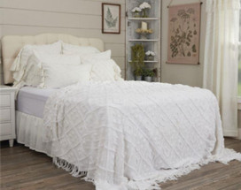 Warm-Weather Bedding Swaps for a Country Bedroom