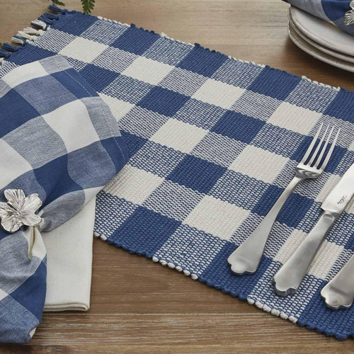 https://cdn11.bigcommerce.com/s-tfdhmk/images/stencil/500w/products/22742/130620/Wicklow-Yarn-Table-Runners-China-Blue-762242994997_image2__23816.1651595890.jpg