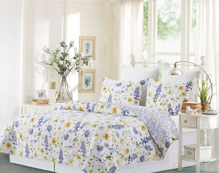 Lovely Blues Bedding Collection