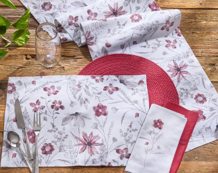 Bianca Kitchen & Dining Collection
