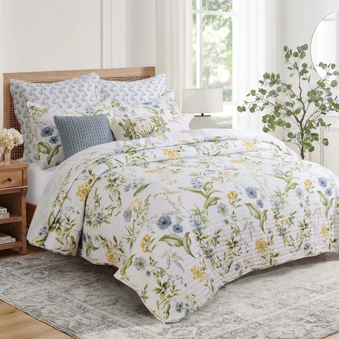 Viviana Blue Quilt Set - With Shams