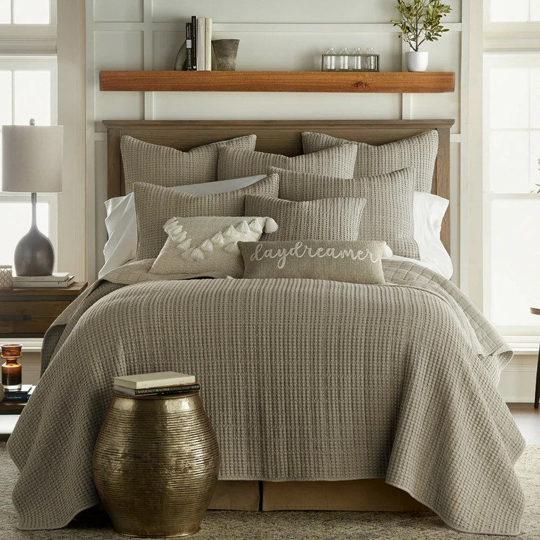 Mills Waffle Taupe Quilt Set - With Shams