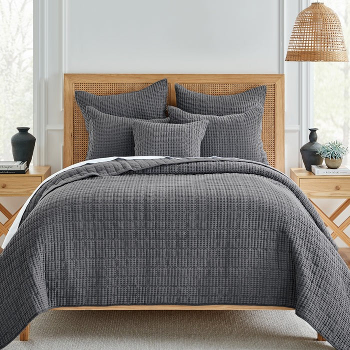 Mills Waffle Charcoal Quilt Set - With Shams