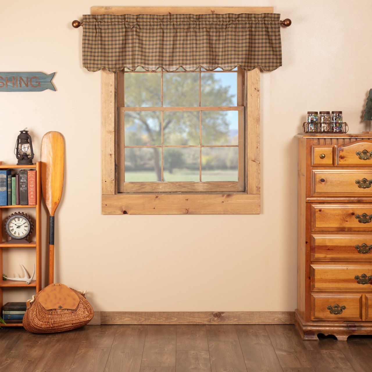 Cedar Ridge Scalloped Valance - Thumbnail 4