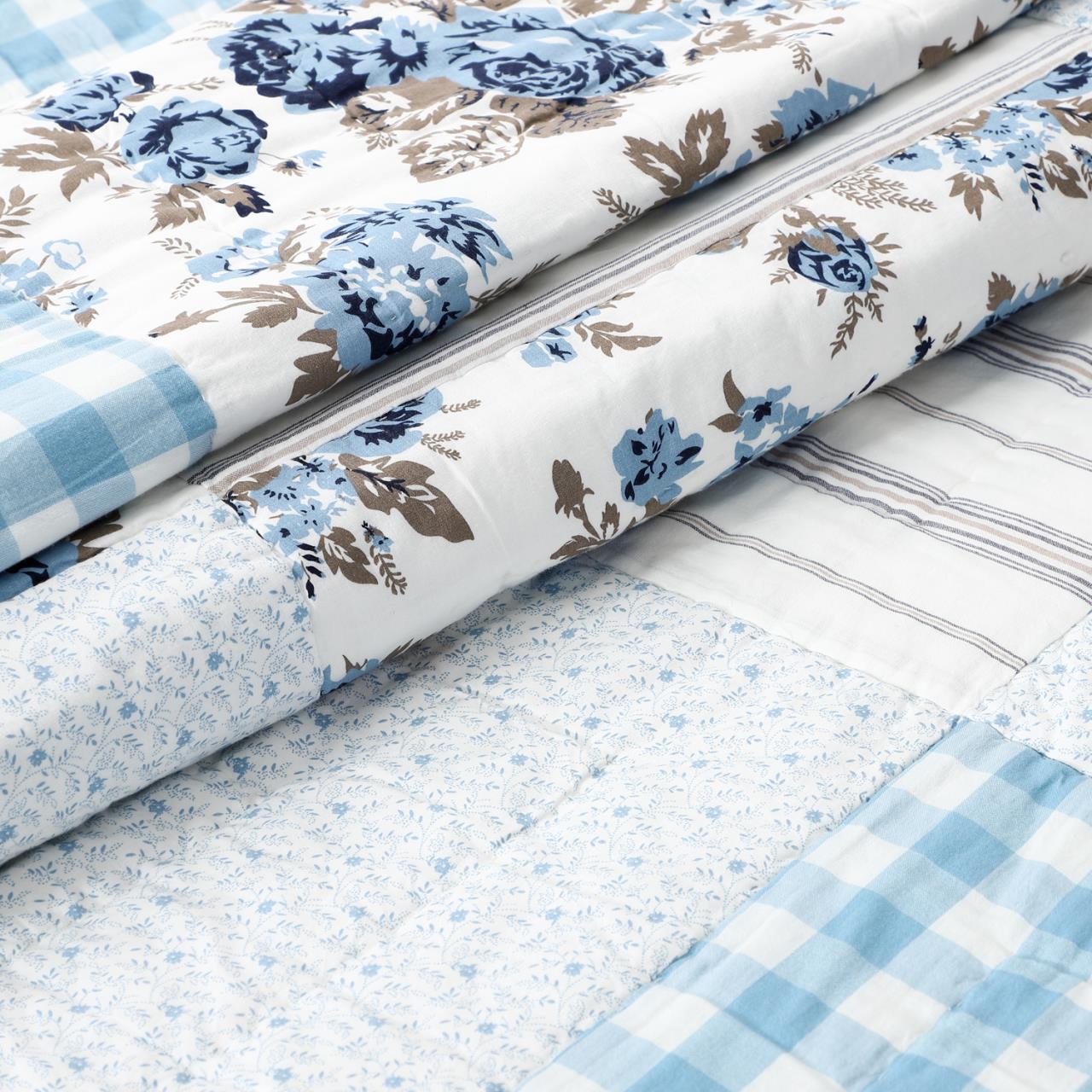 will annie Annie Blue Floral Patch Quilt - Country Village Shoppe