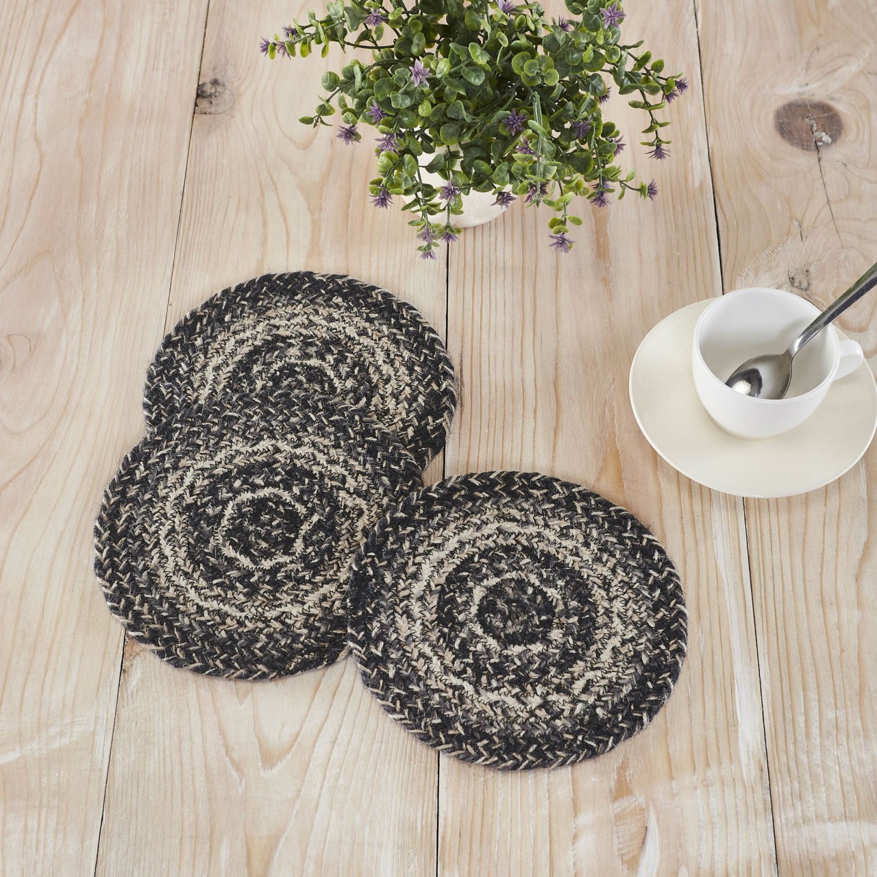 VHC Sawyer Mill Trivet - Thumbnail 4