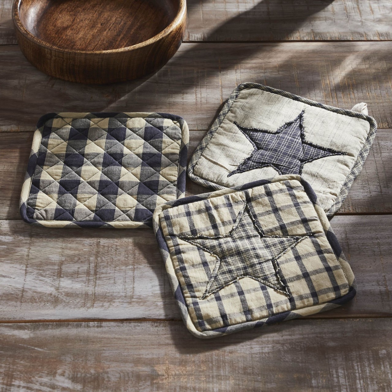 My Country Patchwork Pot Holders - Set of 3 - Thumbnail 2
