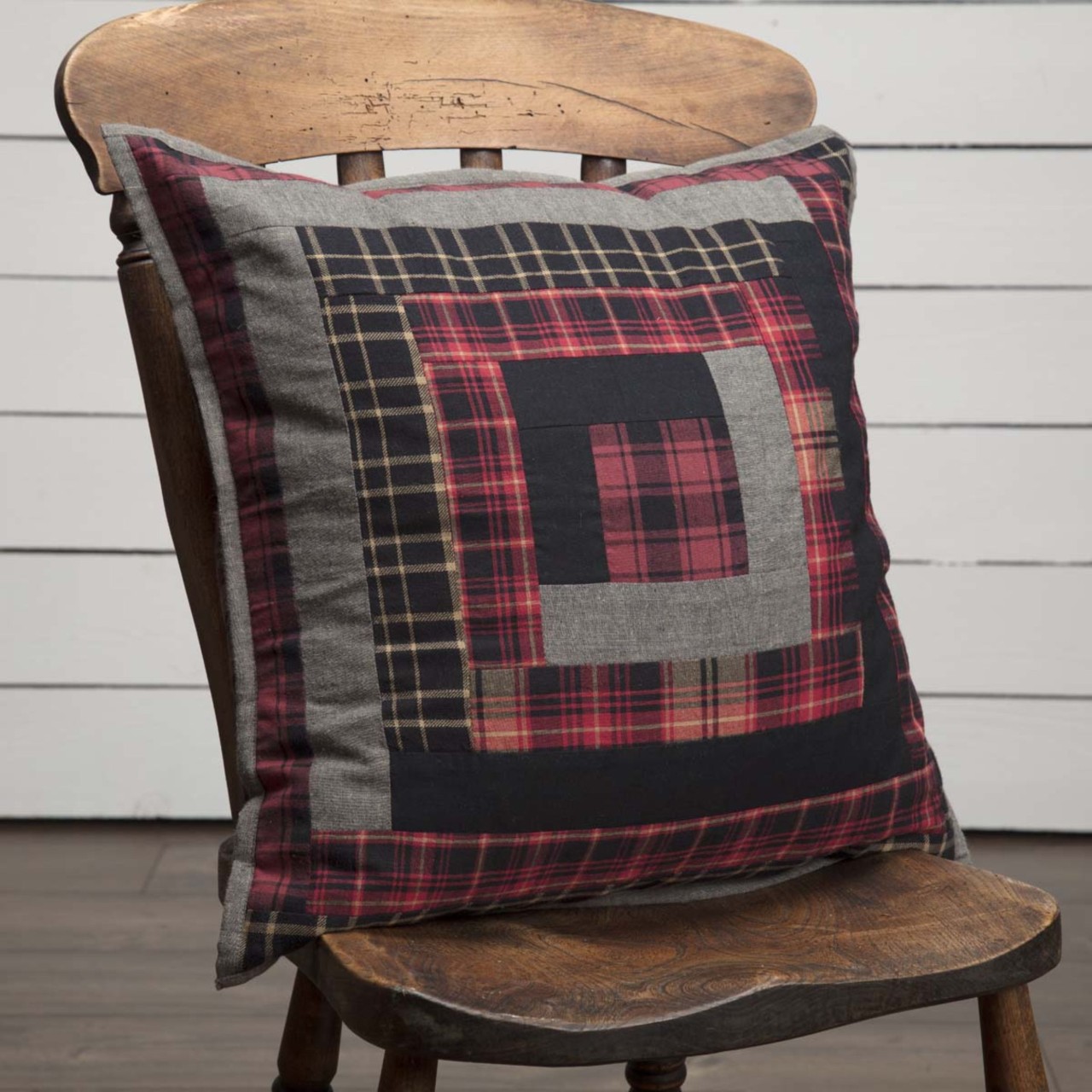 Cumberland Patchwork Pillow - Thumbnail 3