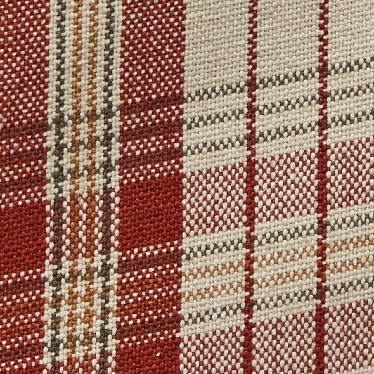 Country Village Designs Hawthorne Table Runner - Thumbnail 2