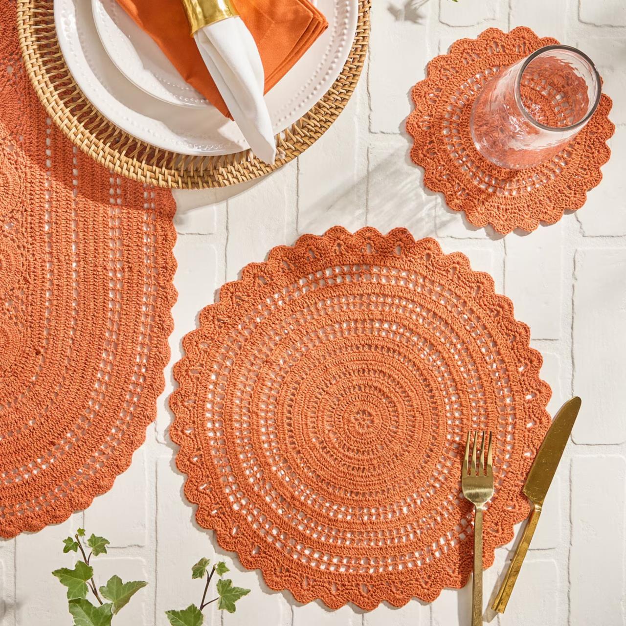 Addison Crochet Sienna Placemats - Round Set of 2 15
