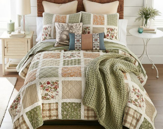 Peach Rose Bedding Collection