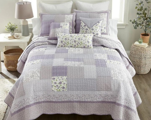 Lavender Rose Bedding Collection