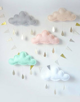 The Butter Flying Spring Cloud - White