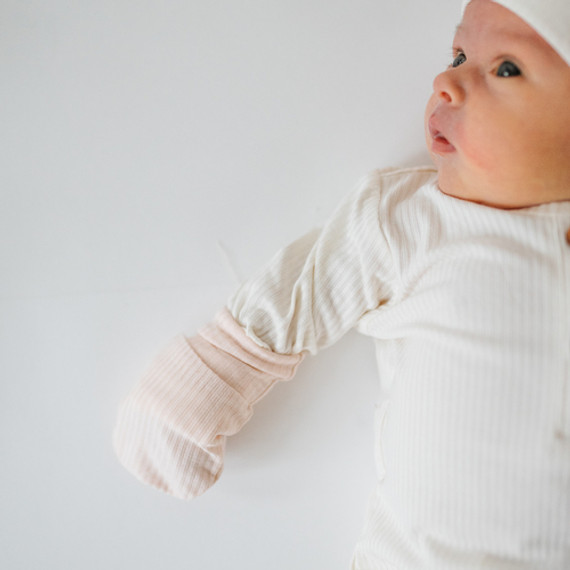 Ribbed Bamboo Non Scratch Mittens - Dusty Peach Ribbed Bamboo Non Scratch Mittens - Dusty Peach