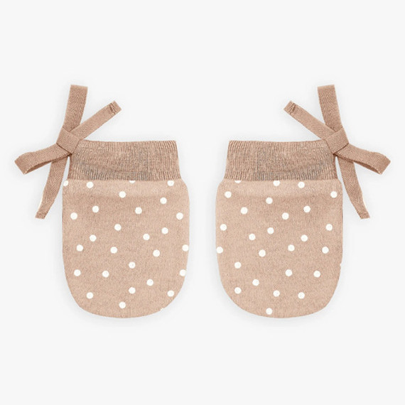 Quincy Mae No Scratch Mitts in Petal Dots