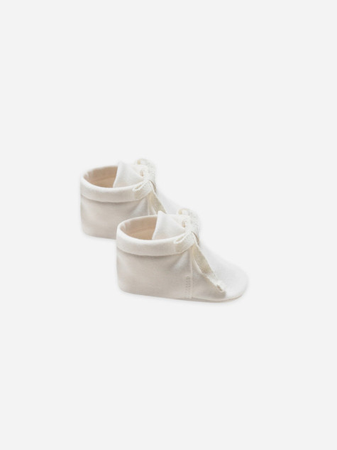 Quincy Mae Baby Booties - Ivory Quincy Mae Baby Booties - Ivory