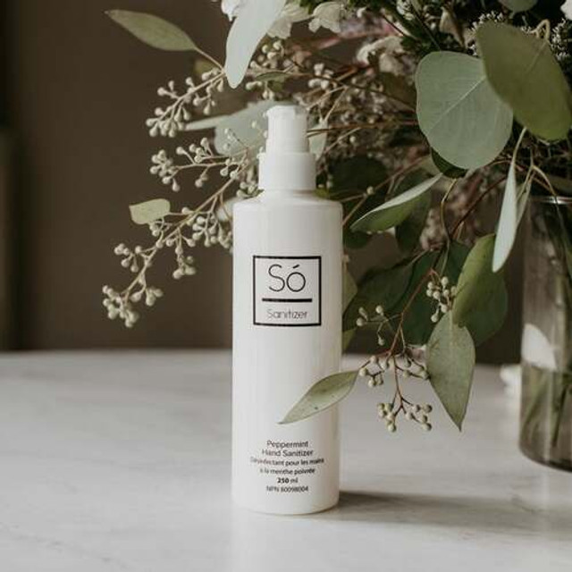 So Luxury Clean Sanitizer - 250ml So Luxury Clean Sanitizer - 250ml