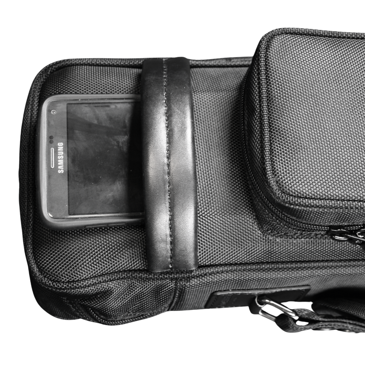 JB 4B/8S Nylon Black Butterfly Cue Case
