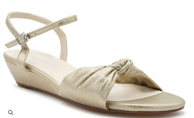 Touch Ups Rose, Champagne, Size 9.5 Wide