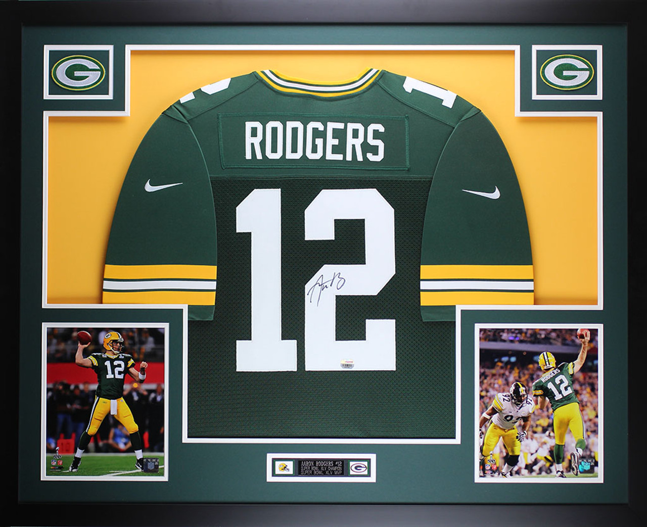 Aaron Rodgers Signs Exclusive Memorabilia Deal with Steiner Sports