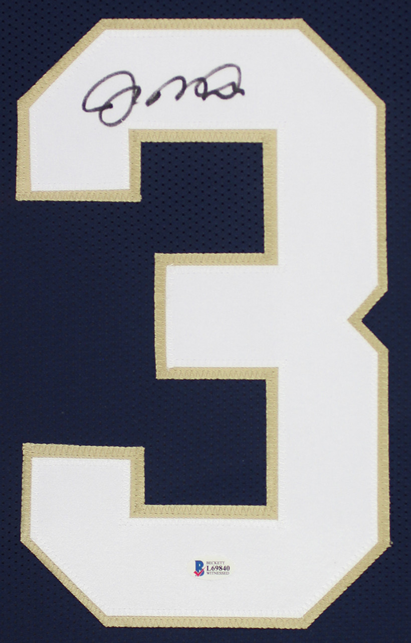 Joe Montana Autographed Green Notre Dame Jersey - Beautifully Matted and  Framed - Hand Signed By Montana and Certified Authentic by Beckett -  Includes Certificate of Authenticity at 's Sports Collectibles Store