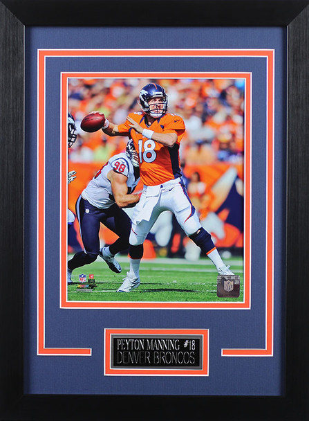 Peyton Manning Framed 8x10 Denver Broncos Photo (PM-P12D)