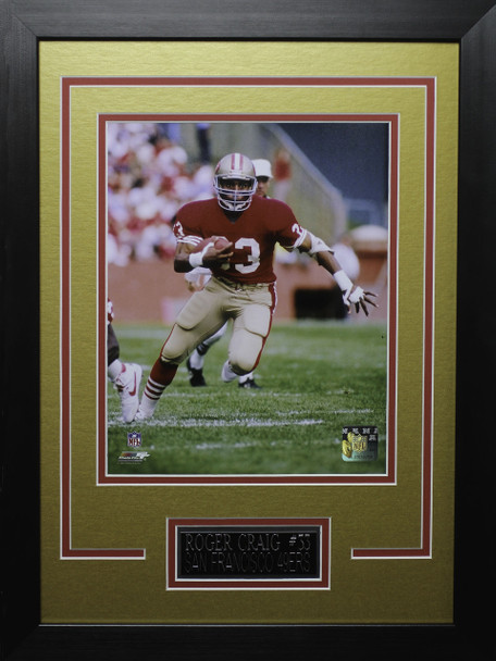 Roger Craig Framed 8x10 San Francisco 49ers Photo with Nameplate (RC-P1D)