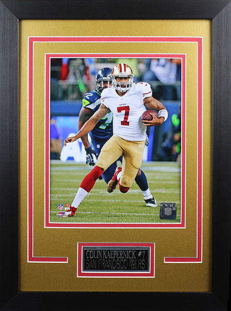 Colin Kaepernick Framed 8x10 San Francisco 49ers Photo with Nameplate (CK-P2D)