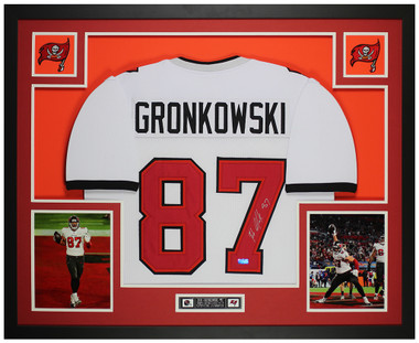 Framed New England Patriots Rob Gronkowski Autographed Signed Jersey Bas Coa