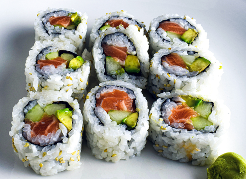 KIM'S YAMI SUSHI Salmon California roll