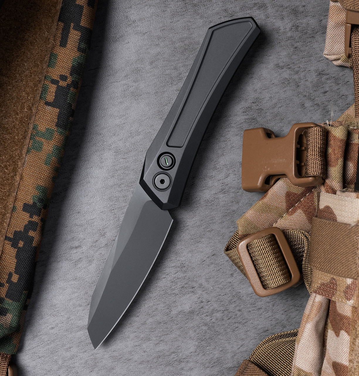 Oligarch Operator Auto Knife | Pro-Tech Knives