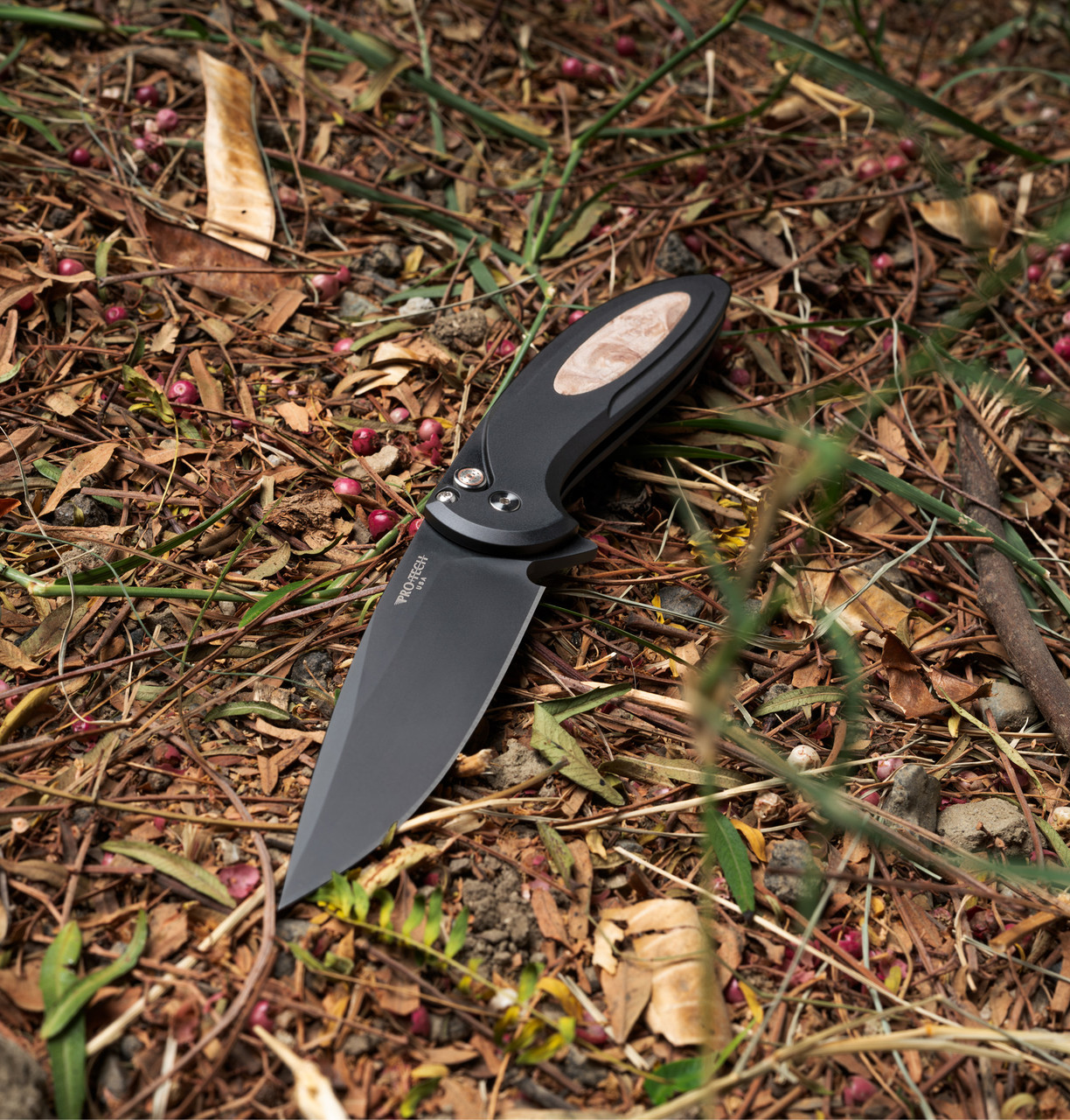 Cambria 2 - CF2103 Limited Maple Knife | Pro-Tech Knives