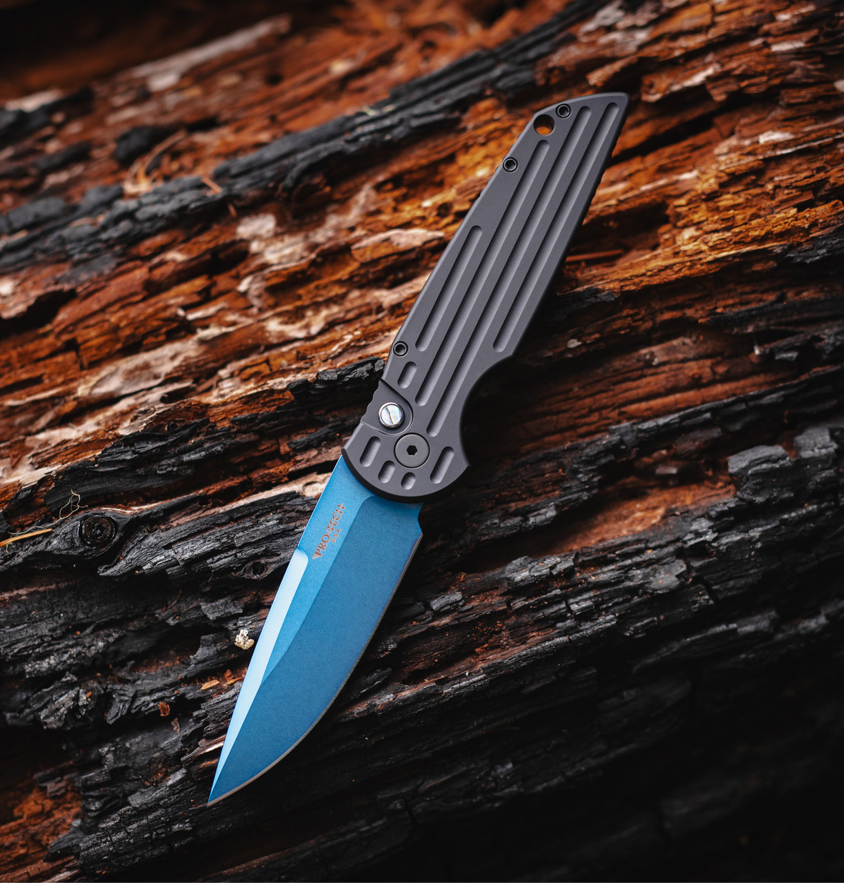 TR-3 - Tactical Response 3 Sappire Blue MagnaCut Knife | Pro-Tech