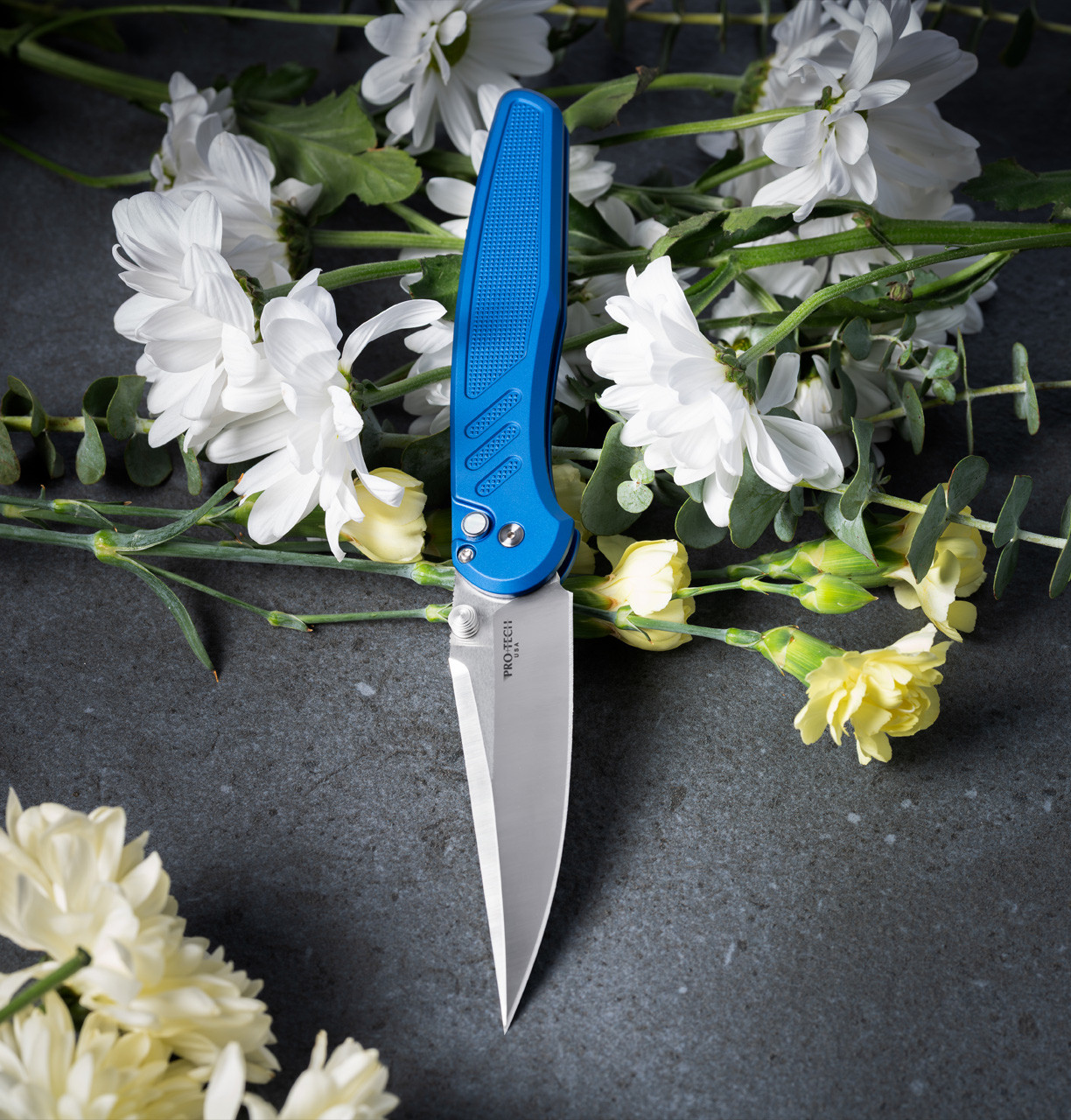 Avalon - PN1100-LTD Blue Knife | Pro-Tech Knives