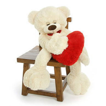 Dreamy is proud to be that unique teddy bear that will give unlimited hugs!