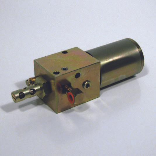 Bijur Delimon TP222C TP Lubricator, Hydraulic-Operated Grease Pump, 7:1, 0.57-2.8cc/Stroke, Progressive Systems